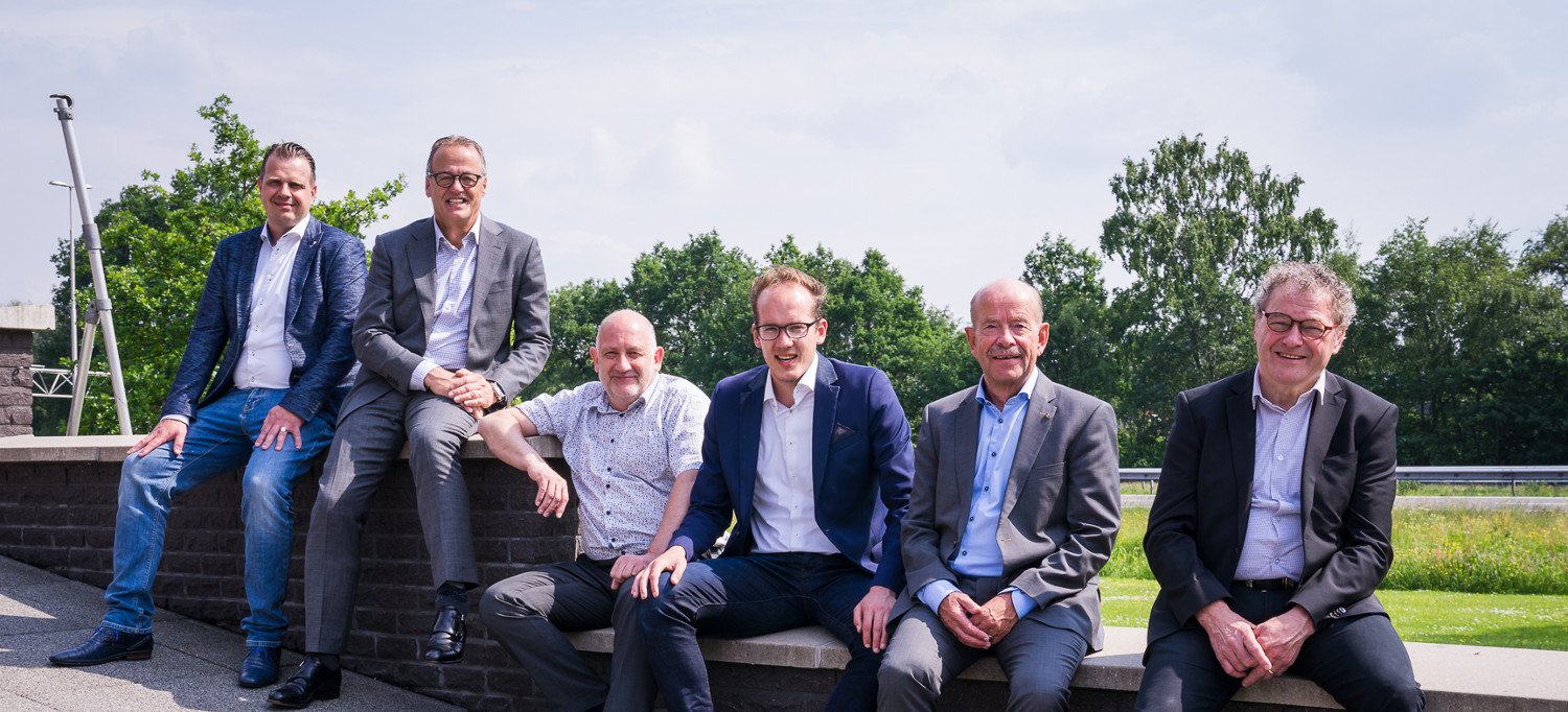 nieuwe website VRA Regiobank adviseurs vezis